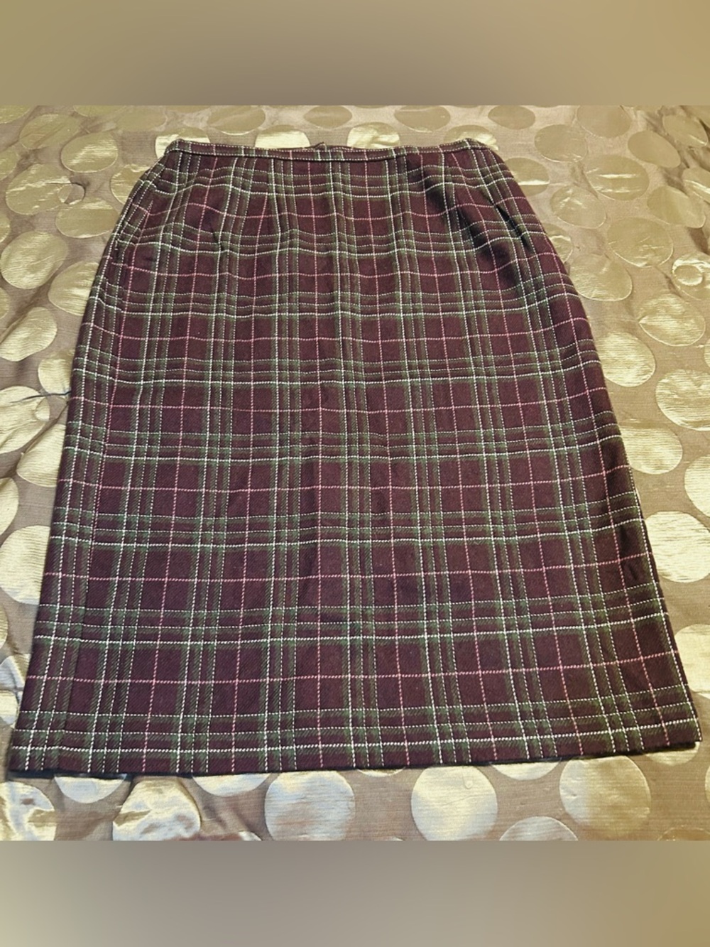 Sag Harbor Plaid Pencil Skirt in Burgundy and White